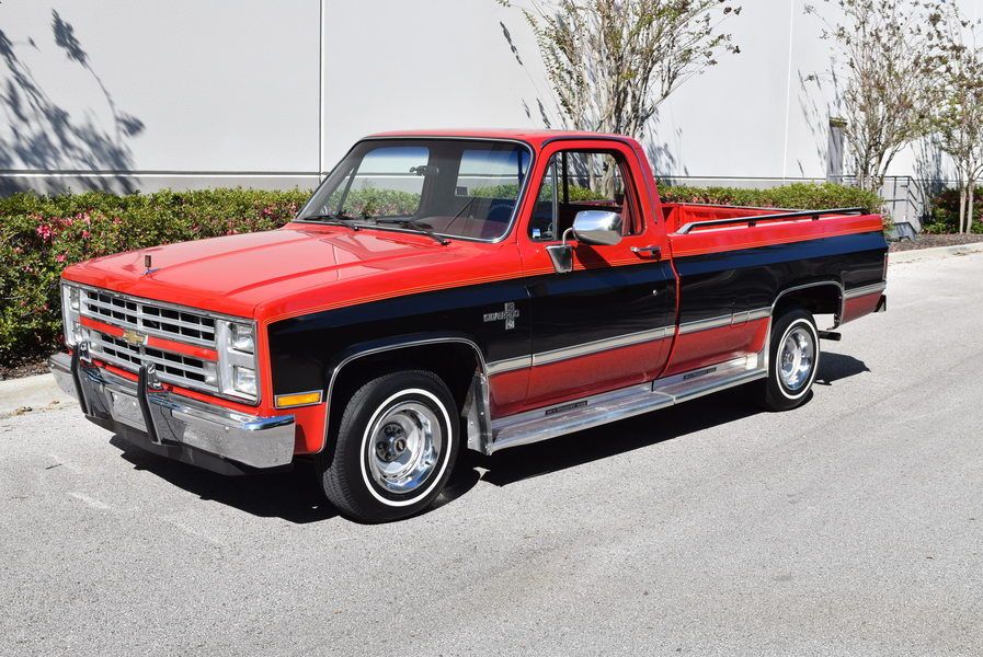 1985 Chevrolet C10 Silverado Pickup