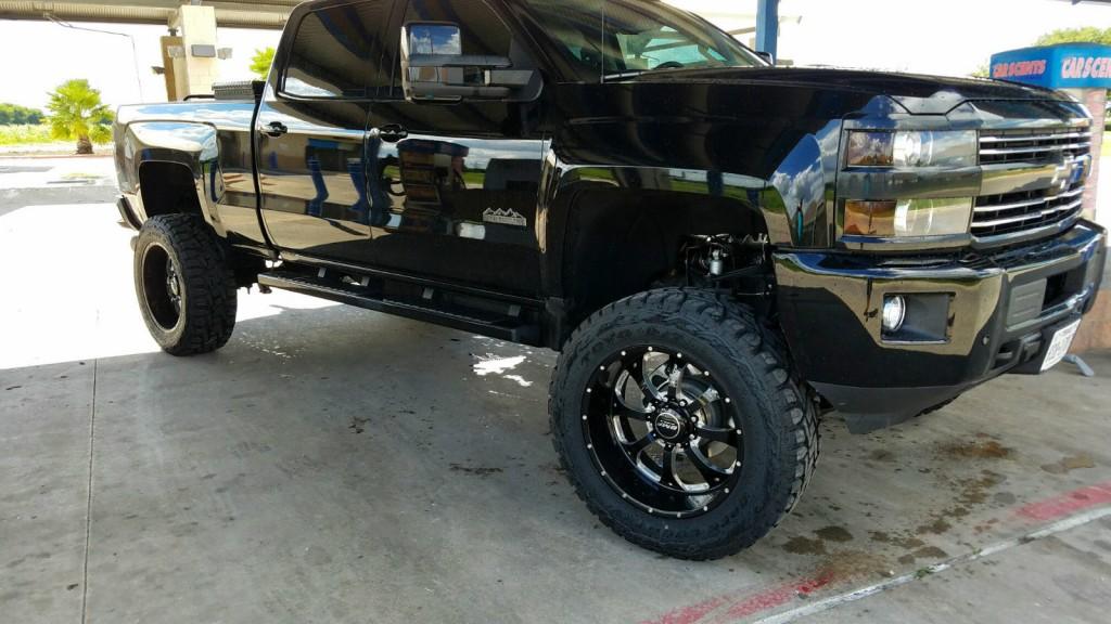 2016 Chevrolet Silverado 2500 Lifted High Country Diesel Truck