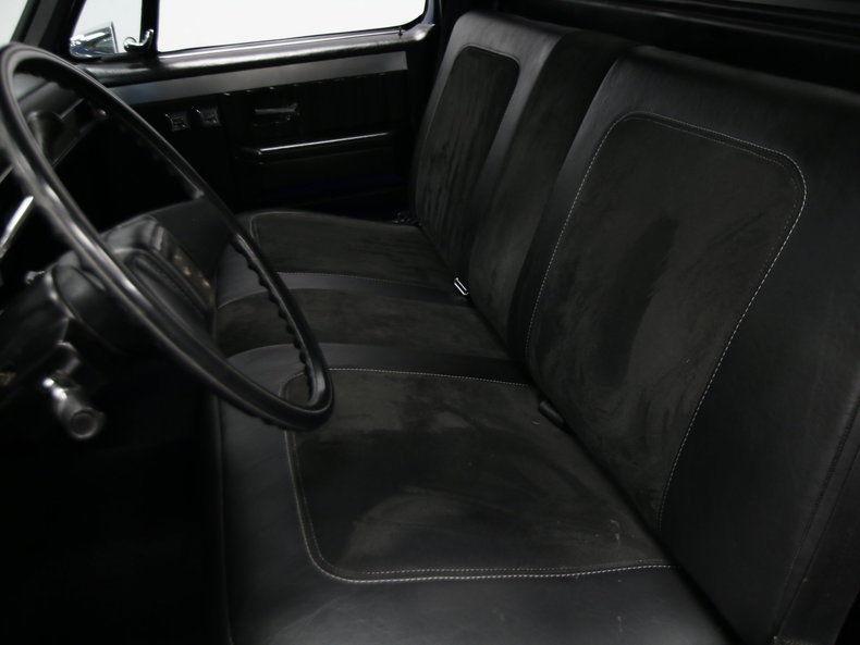 1985 Chevrolet Silverado 1500 custom pickup