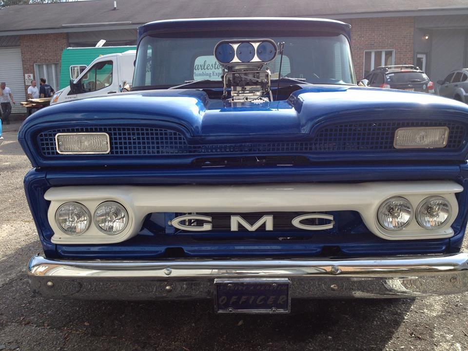 Bad to the bone 1960 Chevrolet Pickups custom truck