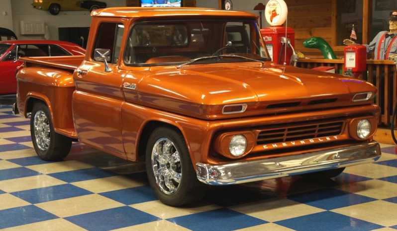 very nice 1962 Chevrolet C 10 Stepside custom truck