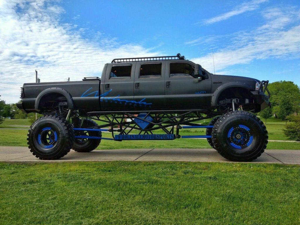 stretched 2005 Ford F 350 Stretched 6 Door custom truck