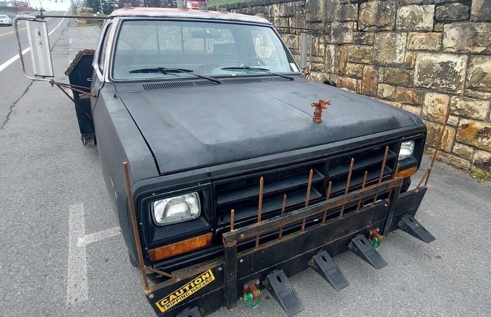 1989 Dodge Truck 3500 Dually Lowrider Rat Rod Flat Bed Hauler Tow Wrecker