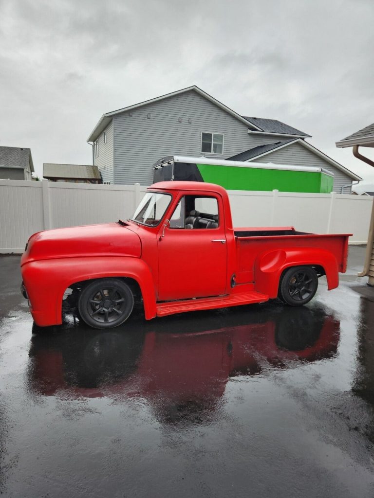 1953 Ford F-100 custom [needs some finishing touches]