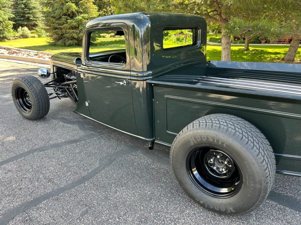1935 Ford pickup custom [newly built]