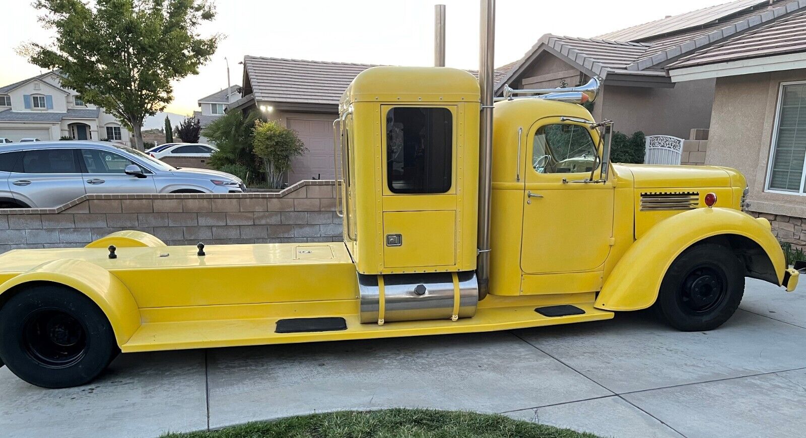 1946 International Harvester custom truck [Bonneville Salt Flats team ...