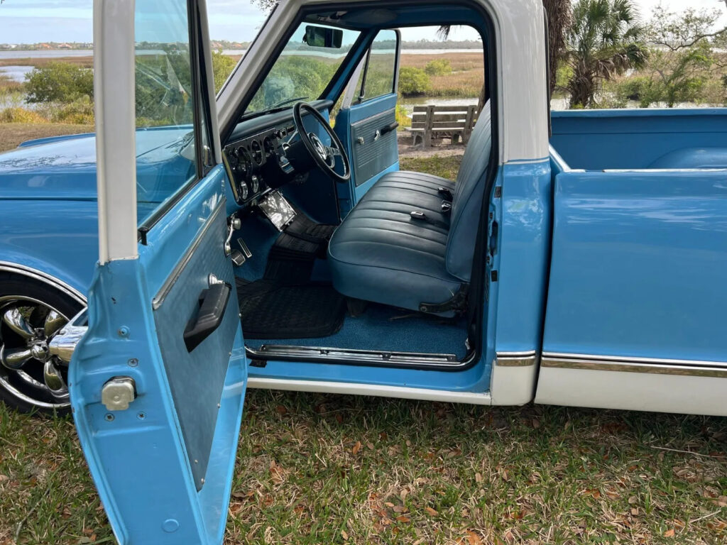 1968 Chevrolet C-10 custom restomod [LS engine]