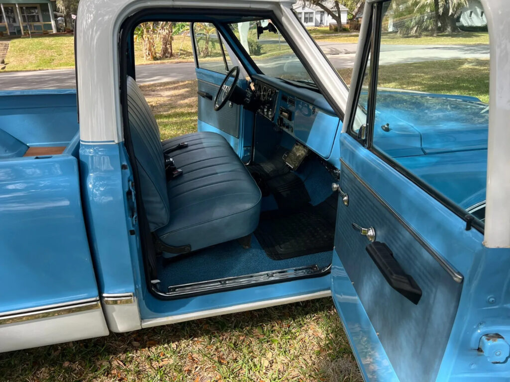 1968 Chevrolet C-10 custom restomod [LS engine]