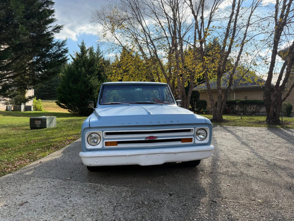 1968 Chevrolet C10 EFI 5.3l, 700r4 Auto, Full Restomod Build