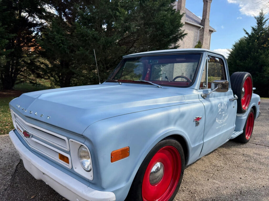 1968 Chevrolet C10 EFI 5.3l, 700r4 Auto, Full Restomod Build