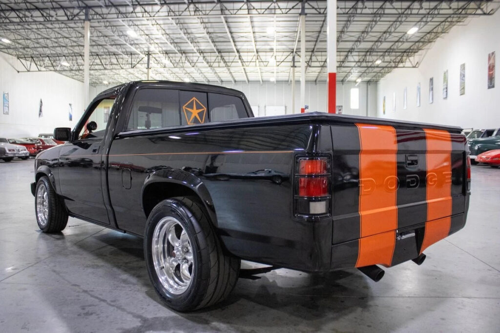 1987 Dodge Dakota